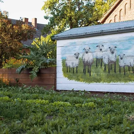 Holiday home Shropshire House Gross Leppin